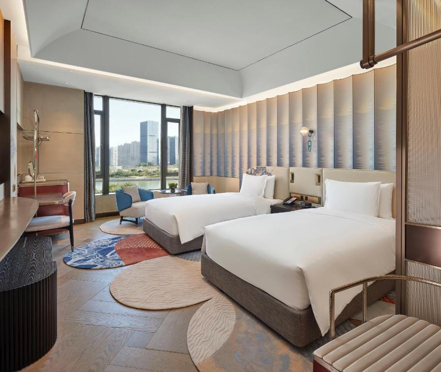 Hotel Indigo Xiamen Haicang, an IHG Hotel - 2 Double Standard Lake View