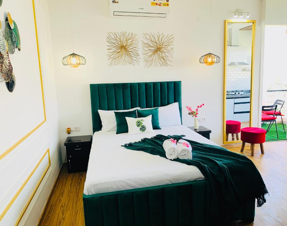 Olive Service Apartments - City Centre Noida - Superior Studio