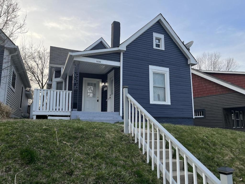 Entire House In Downtown Indy!
