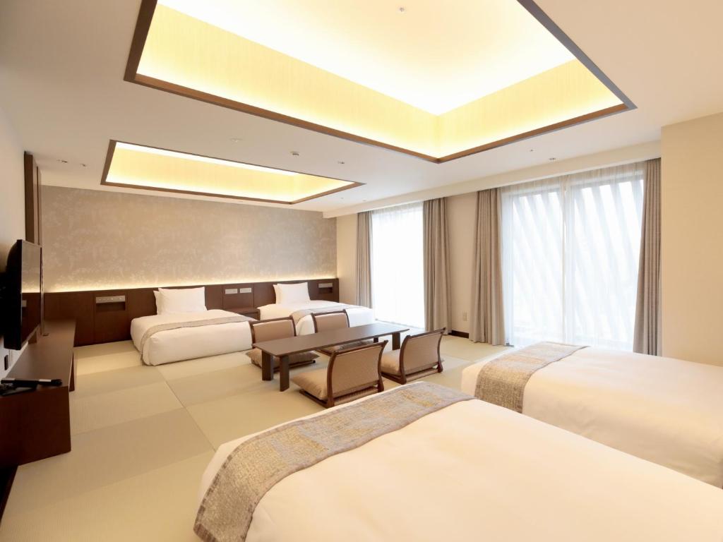 TOKYO EAST SIDE HOTEL KAIE - タータミエリアを備えた四重群 - 禁煙