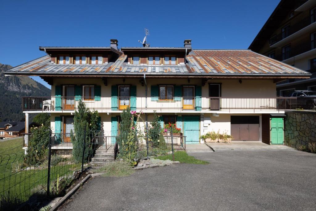 Budova, v ktorej sa apartmán nachádza
