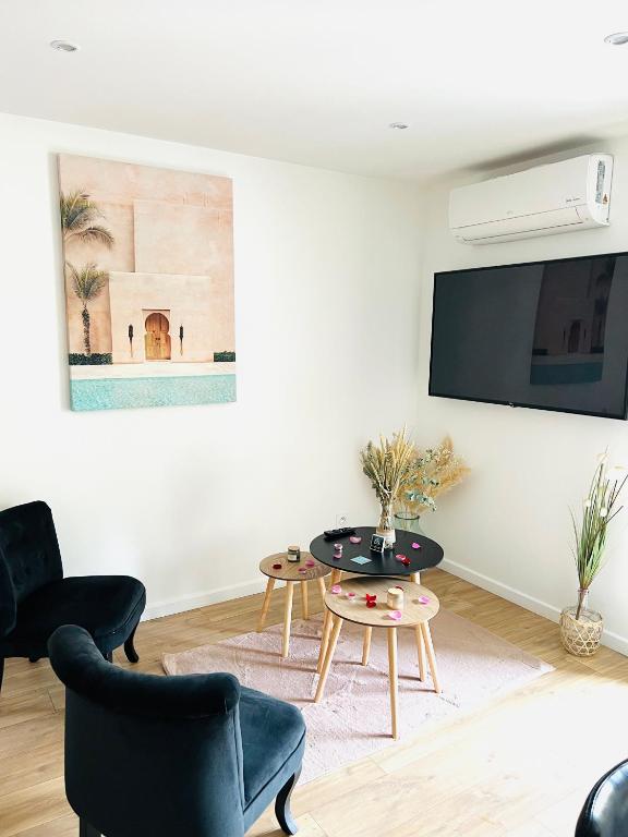 O2M Aix les bains - Appartement D'une Chambre