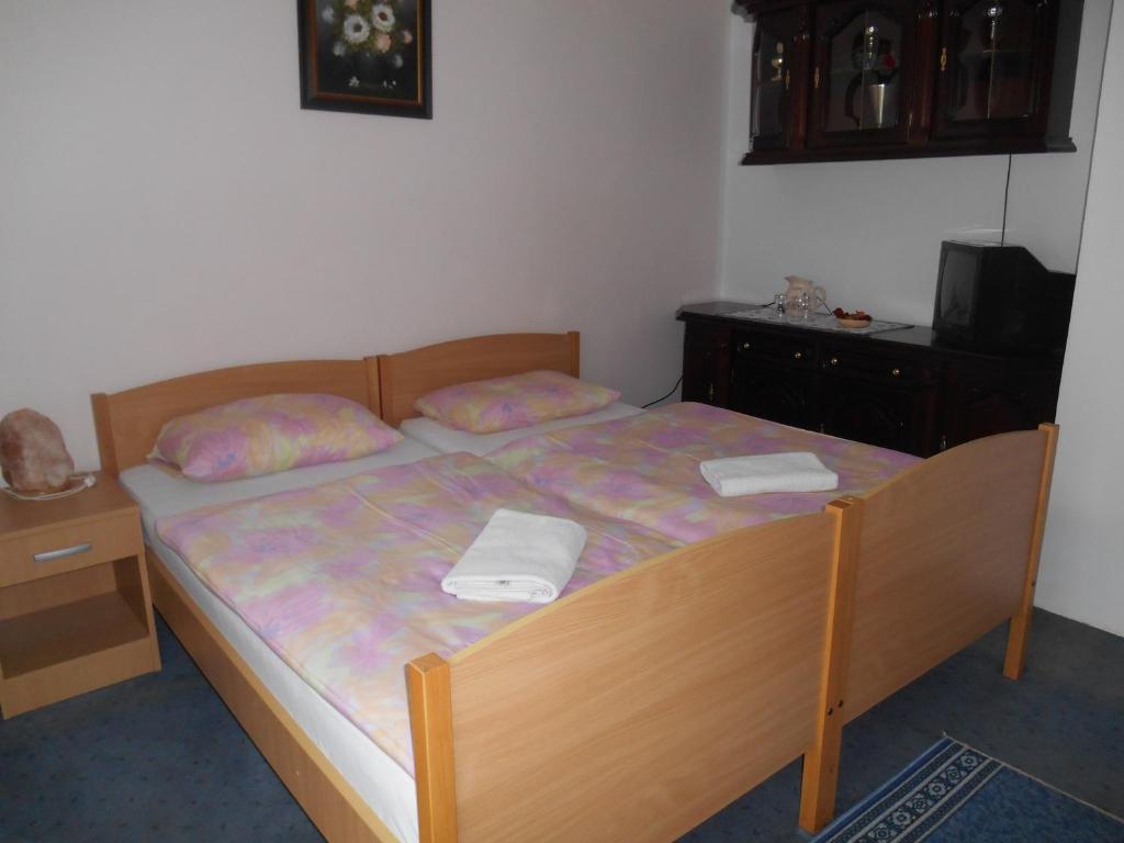Motel Bavaria - Three-Bedroom Standard Apartment