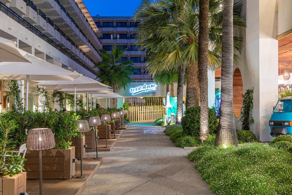 INNSiDE by Meliá Alcudia, Port dAlcudia – Updated 2023 Prices