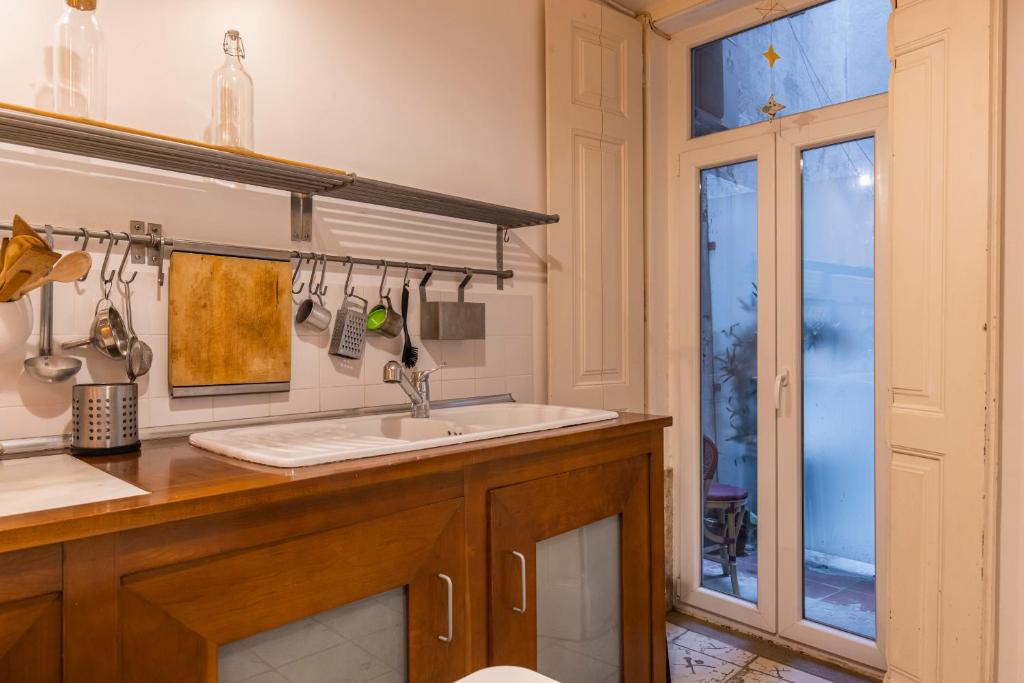 Fotografie z fotogalerie ubytování 3BDR Mouraria Apartment by LovelyStay v Lisabonu