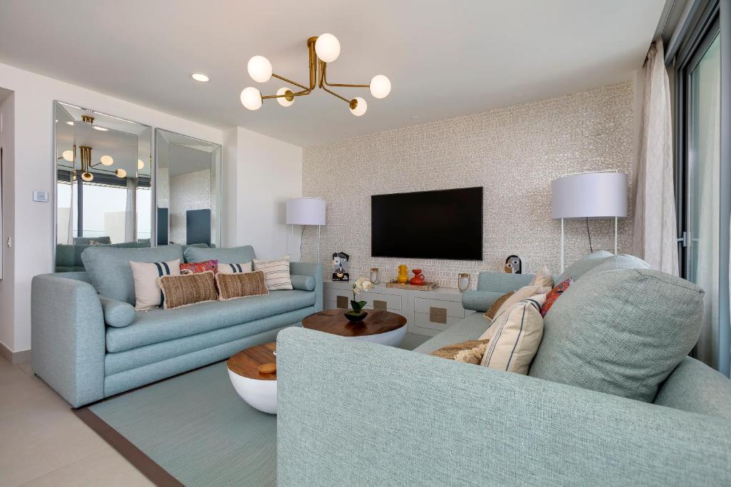 Część wypoczynkowa w obiekcie Unbelievable 3 bed Apt in ONE RESIDENCES RDR263