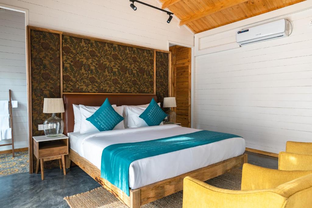 Postel nebo postele na pokoji v ubytování Larisa Resort Ashwem