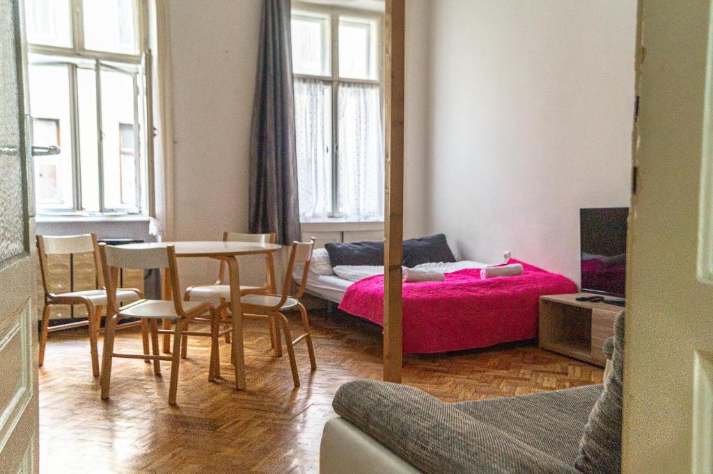 Zdjęcie z galerii obiektu Stunning 2BR Neighboring apts.Perfect for 8 guests w Wiedniu