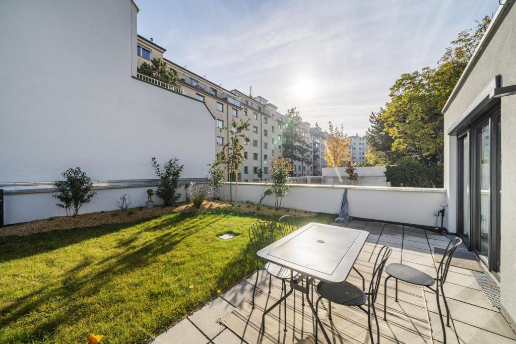 Arbio I Liv's Place Lux Apartments - Resim 32