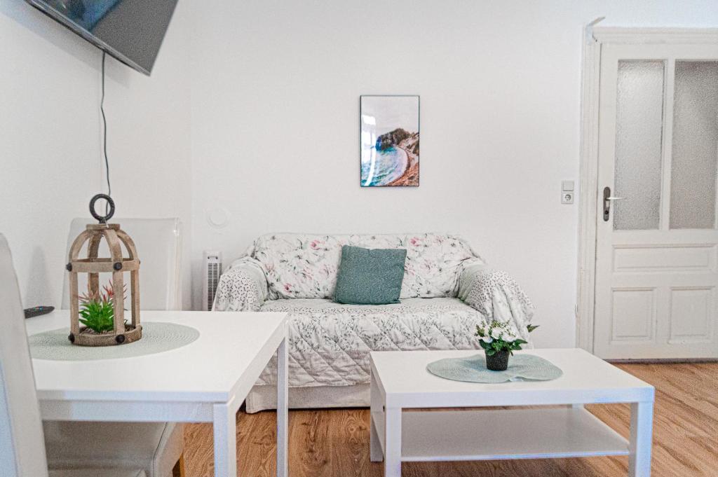 Zdjęcie z galerii obiektu Stunning 2BR Neighboring apts.Perfect for 8 guests w Wiedniu