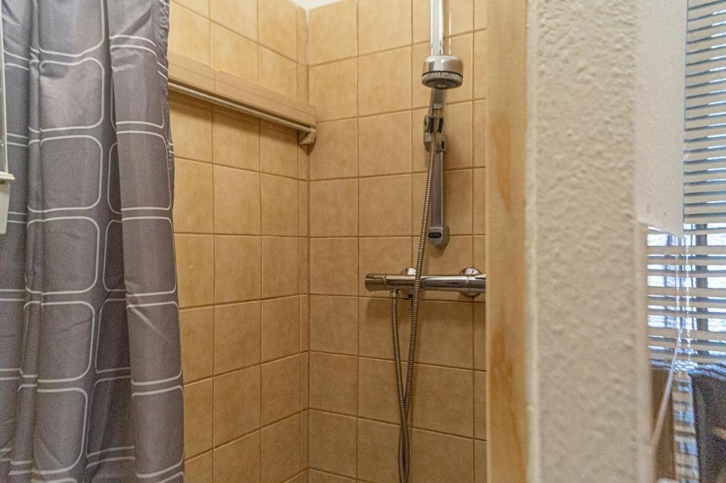 Zdjęcie z galerii obiektu Stunning 2BR Neighboring apts.Perfect for 8 guests w Wiedniu