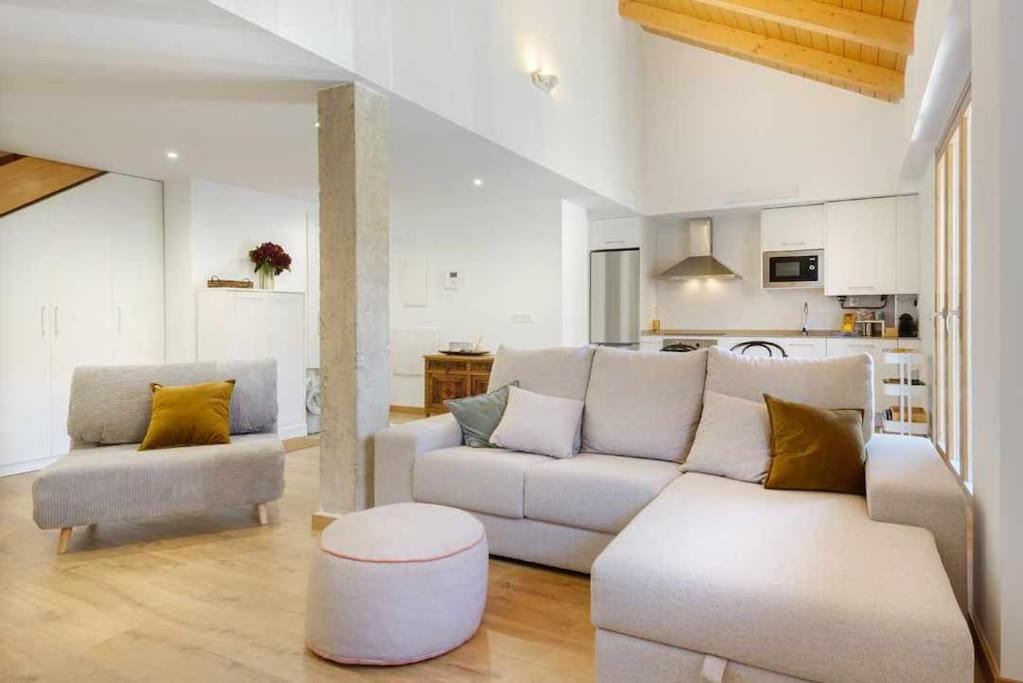 A kitchen or kitchenette at Duplex Campodios Villanua