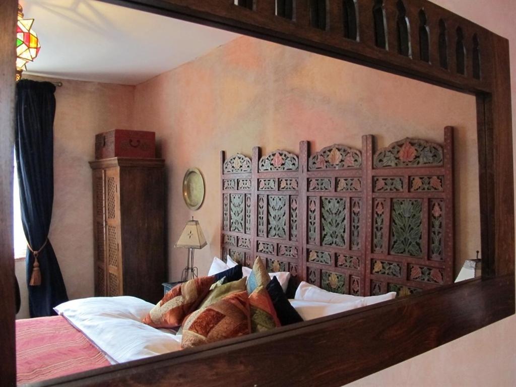 Blanch House - Resim 25