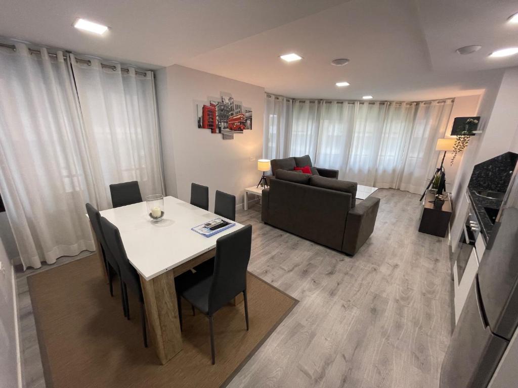 DAU Centro Free Parking - 12