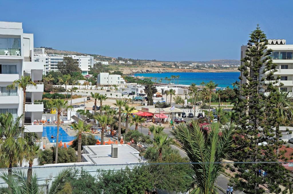 Nestor Hotel - 