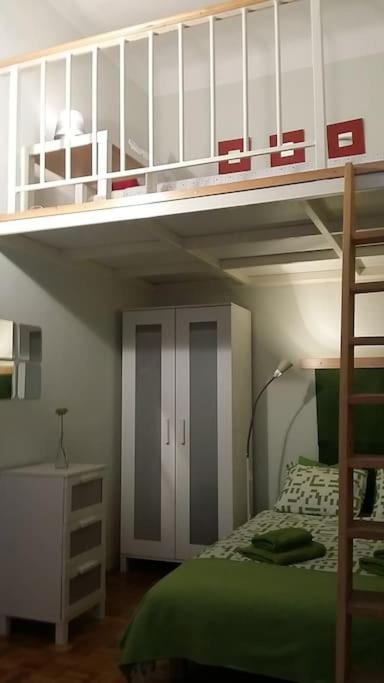 Posteľ alebo postele v izbe v ubytovaní AIRAM Apartment CENTER BUDAPEST 120m2