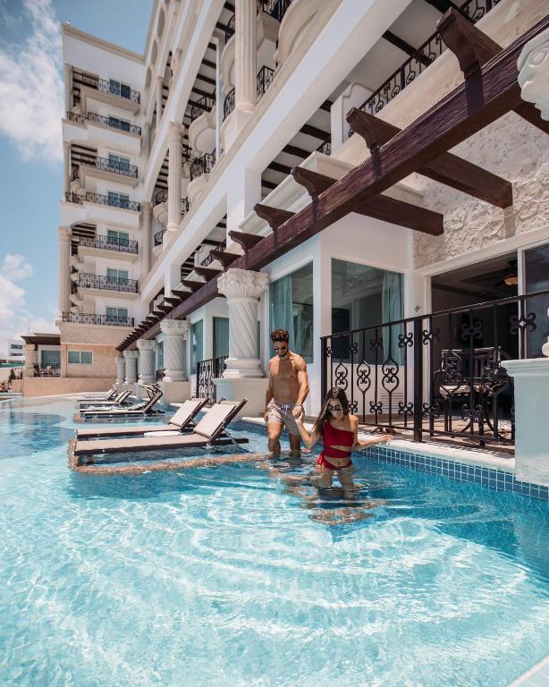 Bazén v ubytování Hyatt Zilara Cancun - All Inclusive - Adults Only nebo v jeho okolí