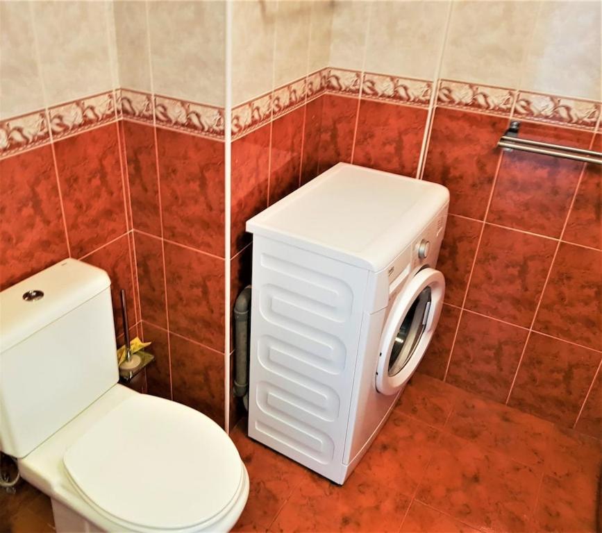 Kúpeľňa v ubytovaní Edificio Verdemar - Stunning 1 bed apartment with pool & sea views