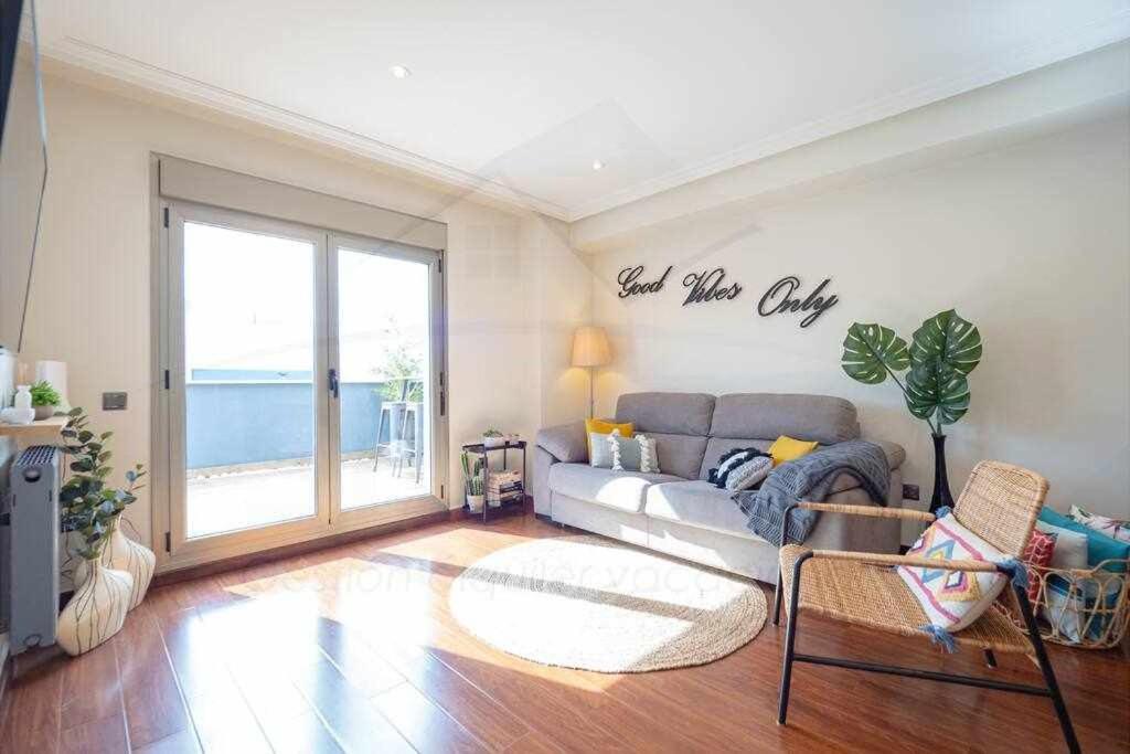 A seating area at Silmo Ático By Silastur