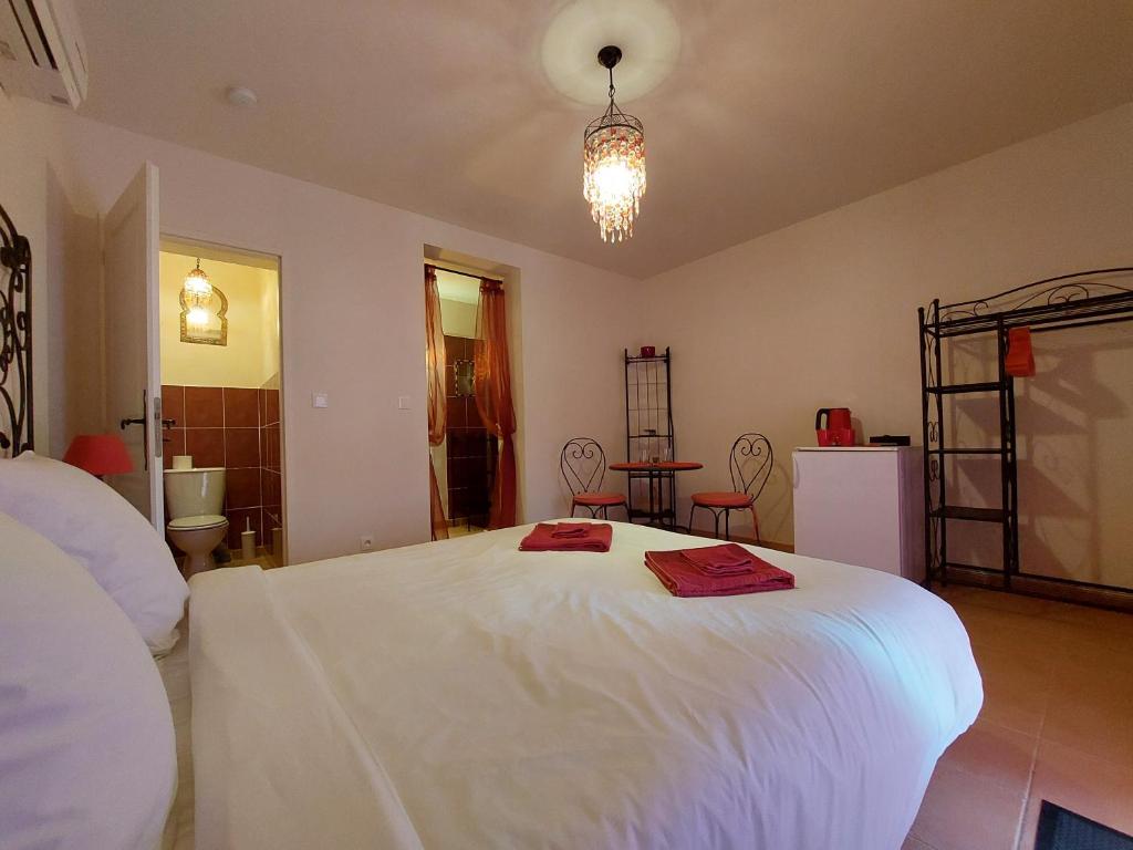 Rêve du VerDHon - Double Room With Private Bathroom