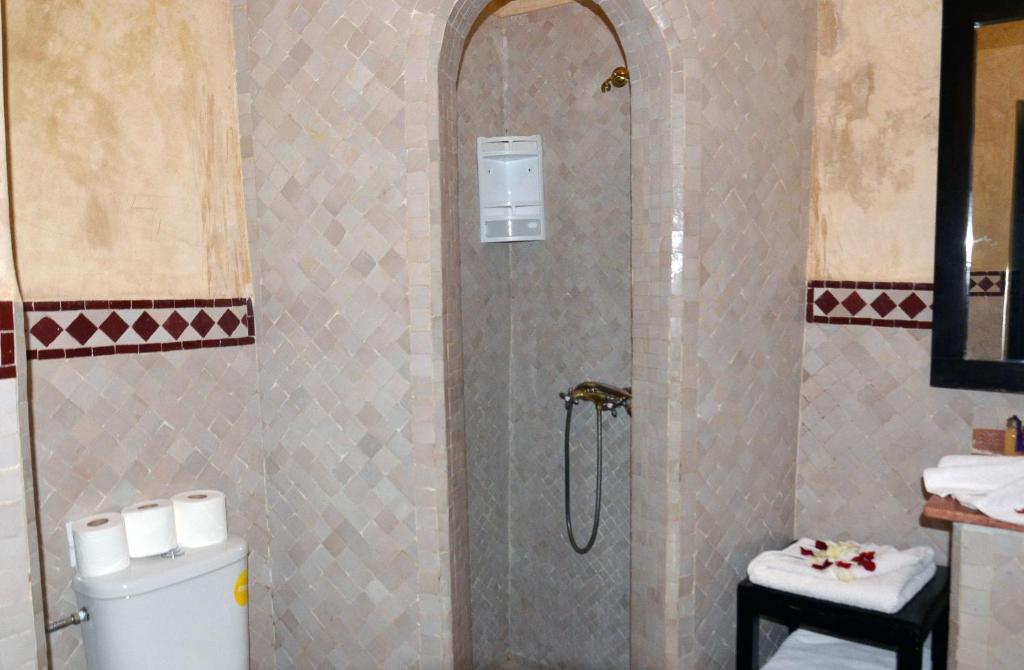 Koupelna v ubytování Riad Dar La Rose
