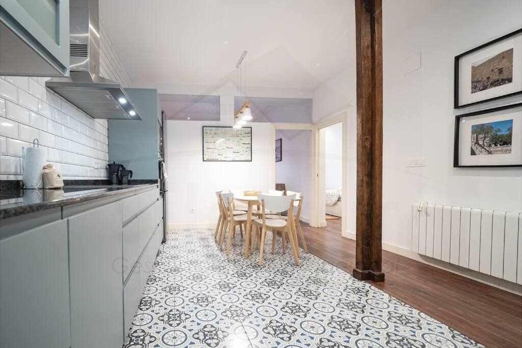 Kuchyň nebo kuchyňský kout v ubytování Lavaderu Apartamento