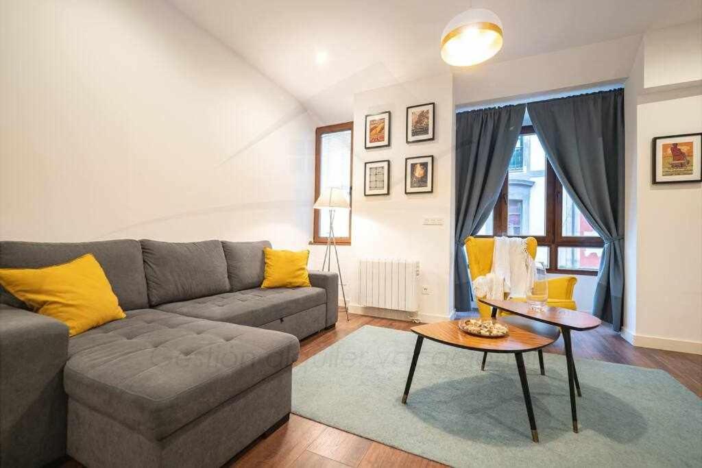 Posezení v ubytování Lavaderu Apartamento