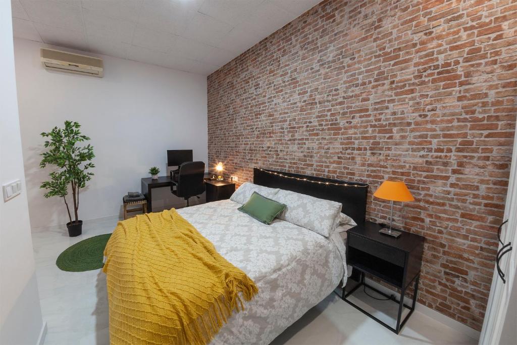 Digital Nomad Retreat 2 -Great Location Near Metro, Valencia ...