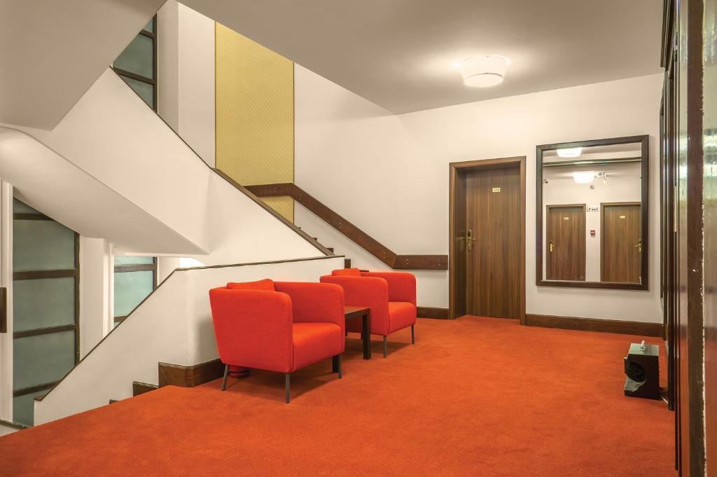 Posezení v ubytování Capitol Hotel