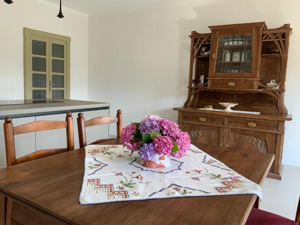 Fotografie z fotogalerie ubytování Appartamento Biò v destinaci Borgofranco dʼIvrea