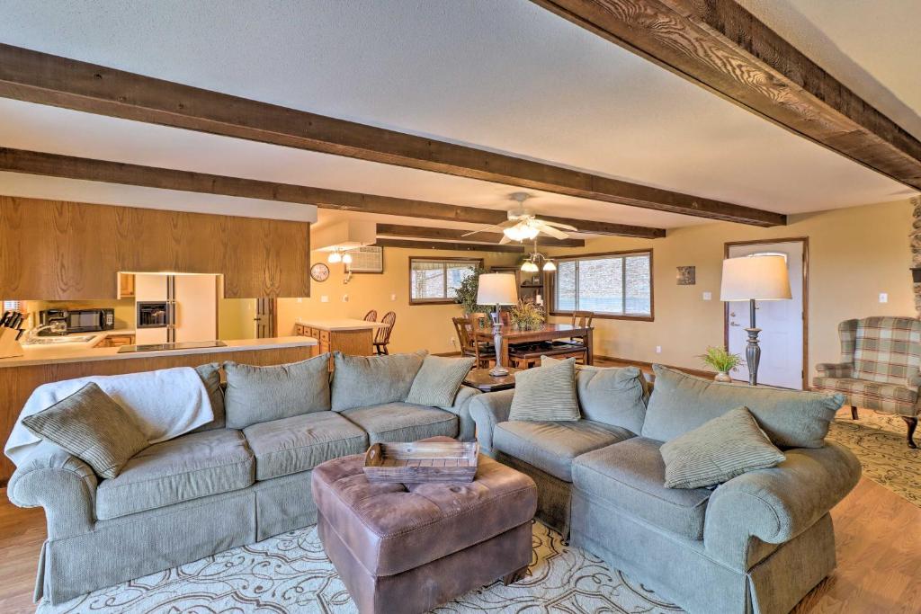 Mountain Home – Photos 2