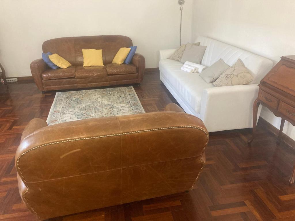 A seating area at Casa Futura Trastevere