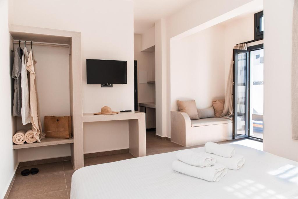 North Wind Luxury Suites - 6