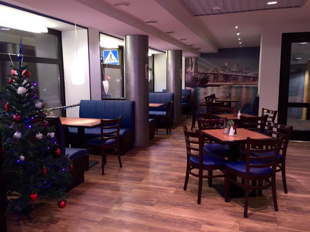 Restoran või mõni muu söögikoht majutusasutuses Center Hotel