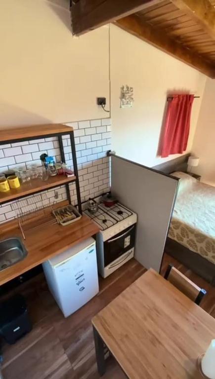 Kuchyň nebo kuchyňský kout v ubytování Astrolabio Hostel