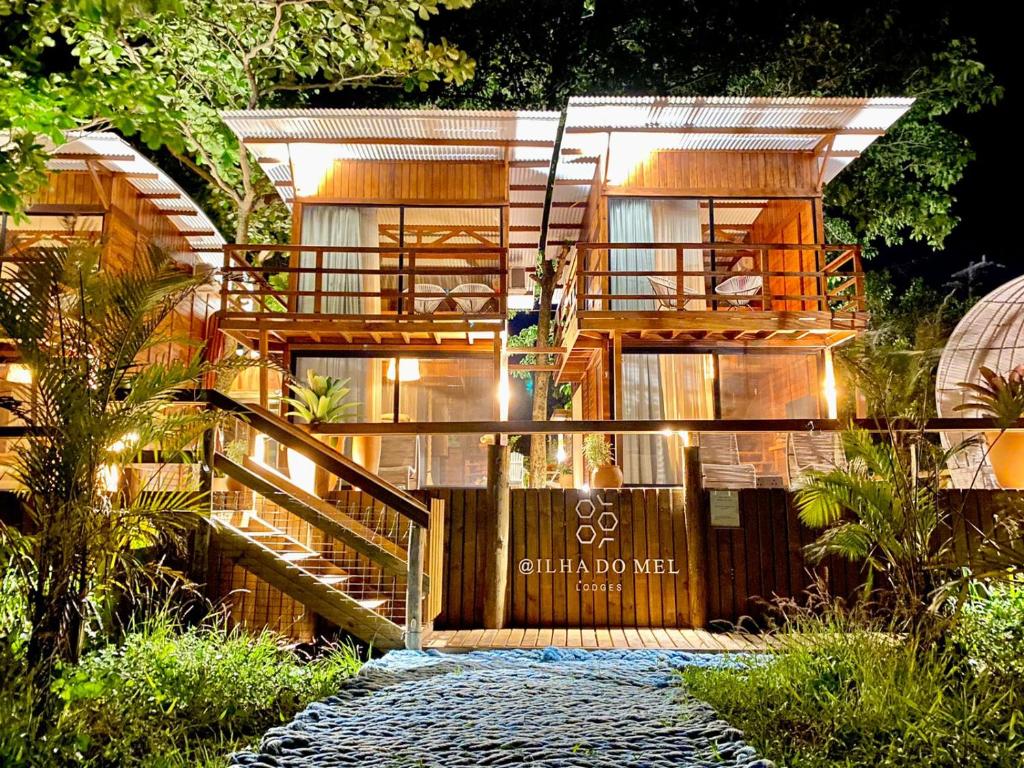 Um jardim em Ilha do Mel Lodges