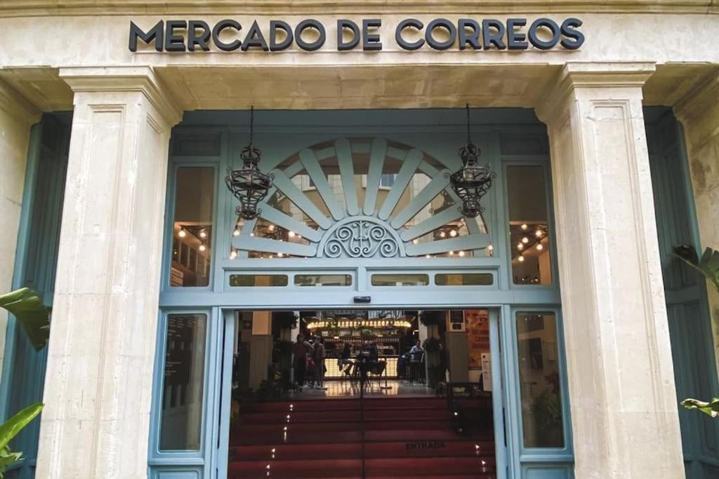 The facade or entrance of Rincón Santa Eulalia. Parking y Desayuno incluido.