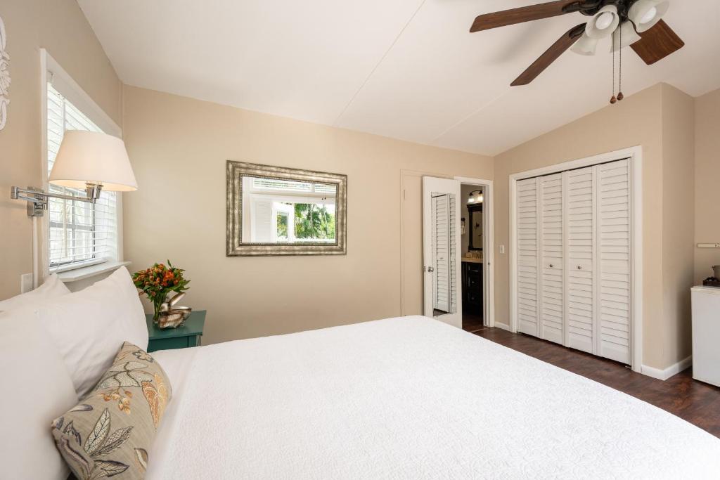 Old Town Manor photo