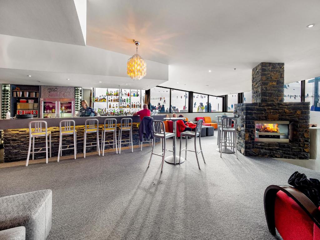 Гостиная зона в Perisher Manor Hotel