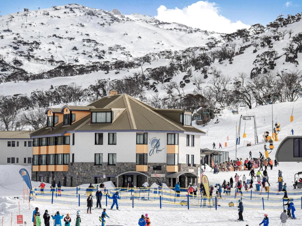 Perisher Manor Hotel - отзывы и видео