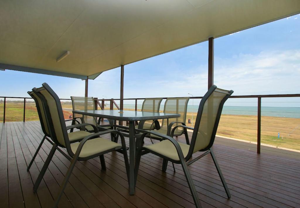 17 Sea Esplanade, Elliott Heads Updated 2024 Prices