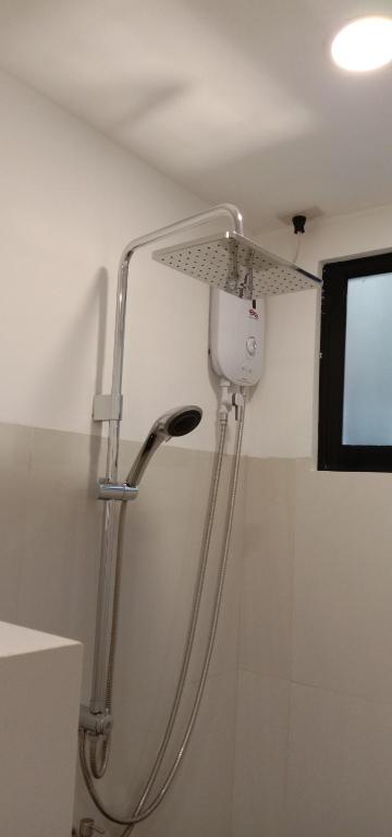 Un baño de Corong Beach Resort