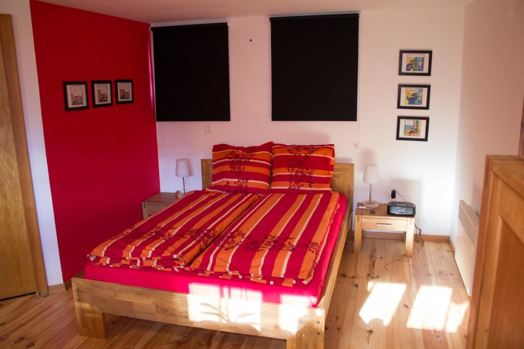 Postel nebo postele na pokoji v ubytování B&B Les Biolleys