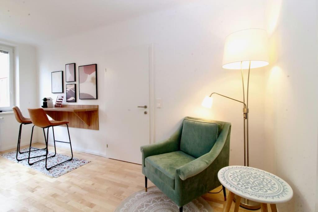 Fotografie z fotogalerie ubytování Central Vienna Charm - Comfortable 3-BR Stay ve Vídni