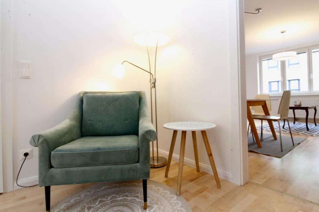 Fotografie z fotogalerie ubytování Central Vienna Charm - Comfortable 3-BR Stay ve Vídni