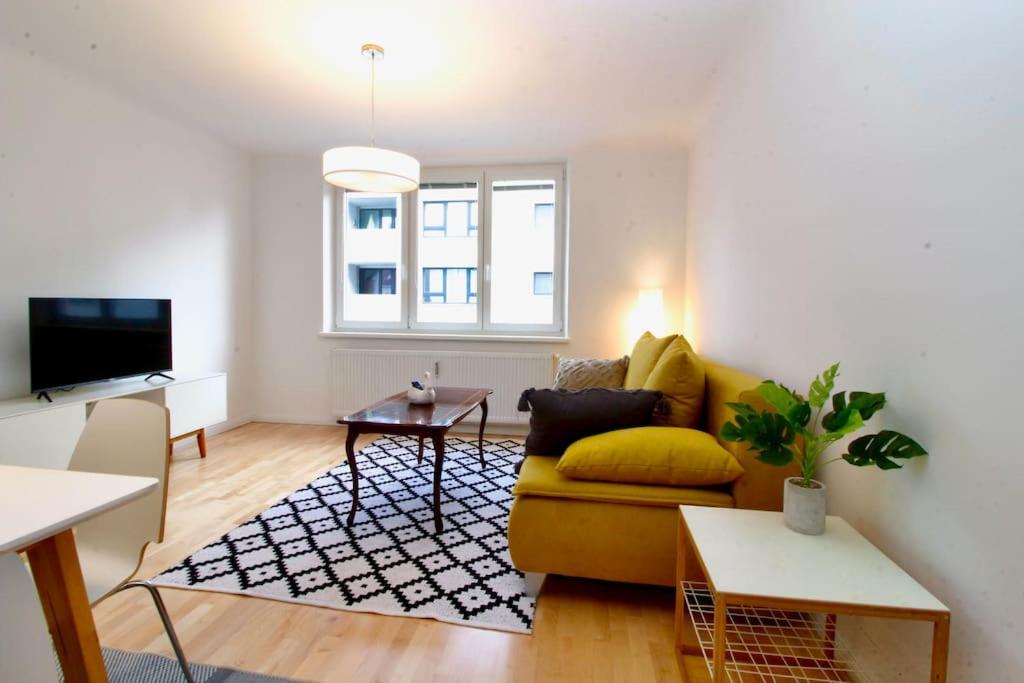 Fotografie z fotogalerie ubytování Central Vienna Charm - Comfortable 3-BR Stay ve Vídni