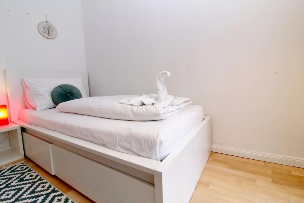 Fotografie z fotogalerie ubytování Central Vienna Charm - Comfortable 3-BR Stay ve Vídni