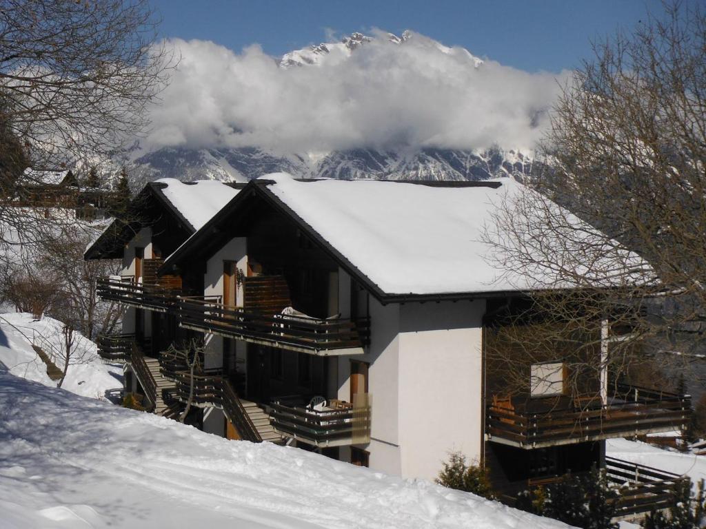 Üldine mäevaade või majutusasutusest Appartement Arolles 711 pildistatud vaade