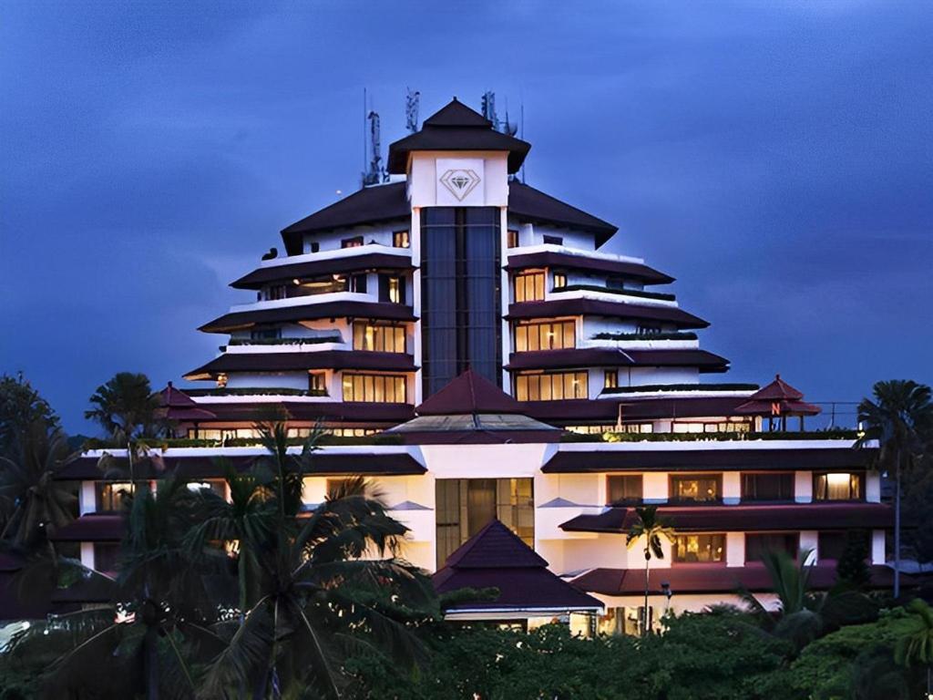 Fotografie z fotogalerie ubytování Grand Diamond Hotel Yogyakarta v destinaci Yogyakarta