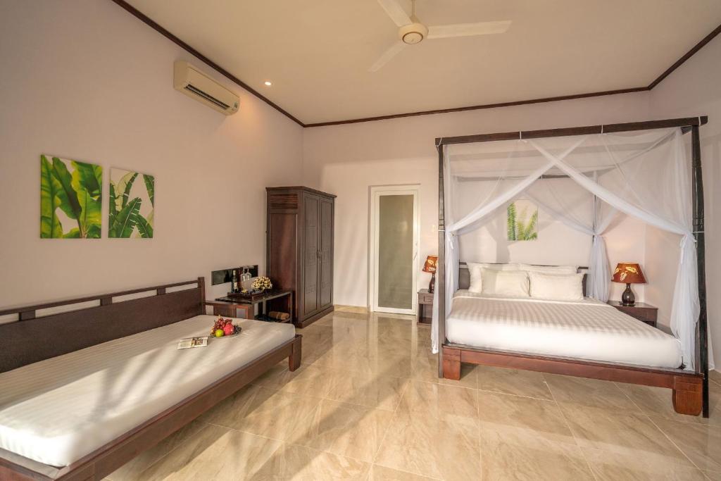 Sea Sense Resort - 2